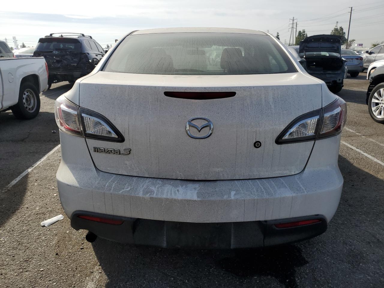 2011 Mazda 3 I VIN: JM1BL1UG5B1492583 Lot: 81425884