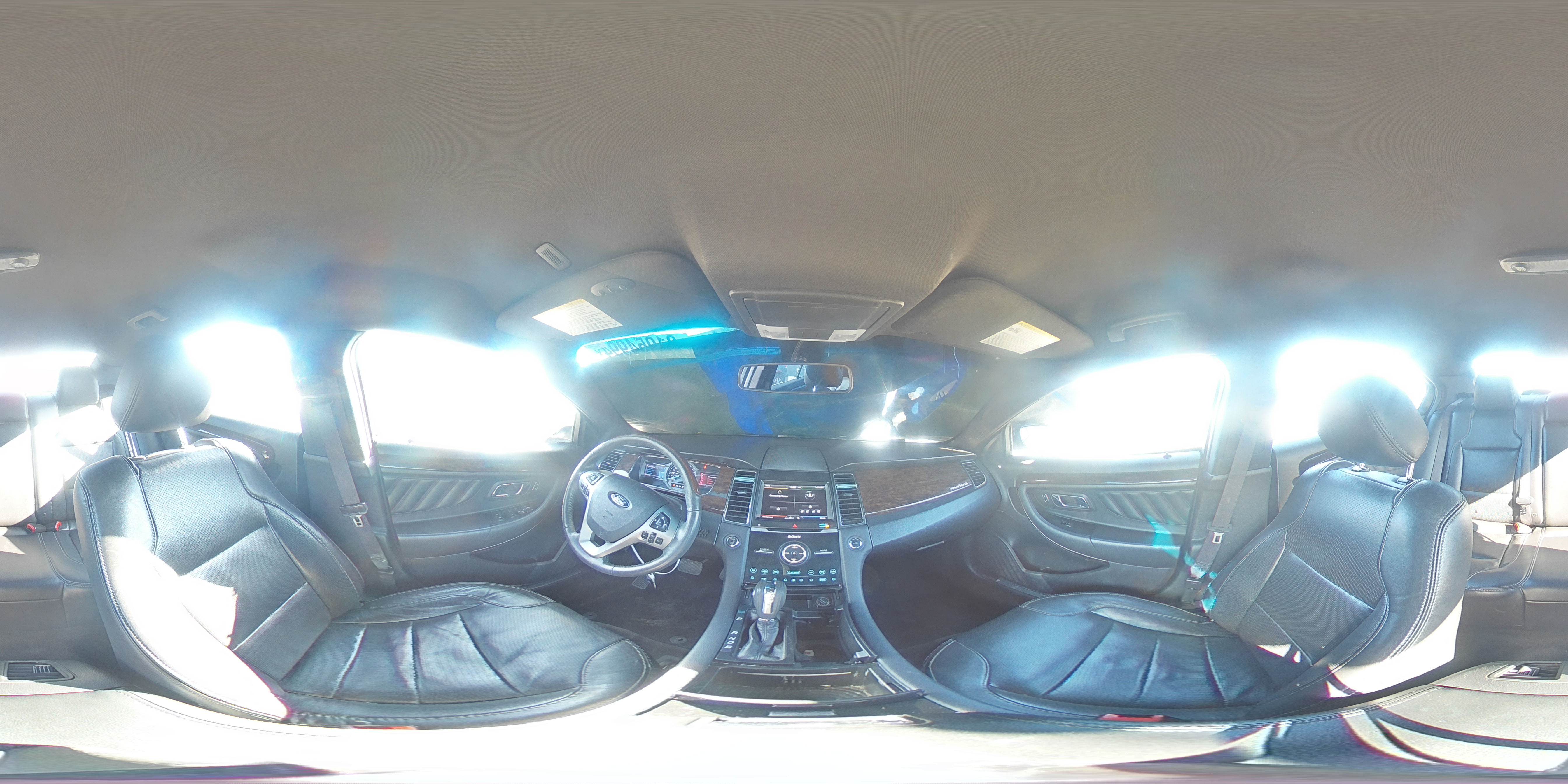 2013 Ford Taurus - Image 14