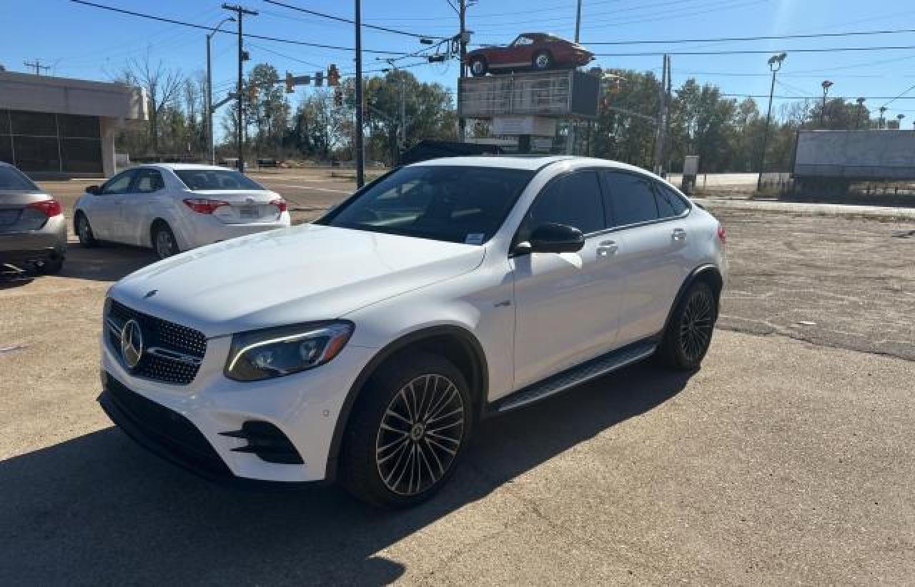 2019 Mercedes-Benz GLC - Image 2