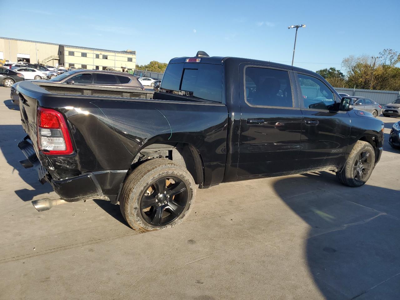 2022 RAM 1500 - Image 3