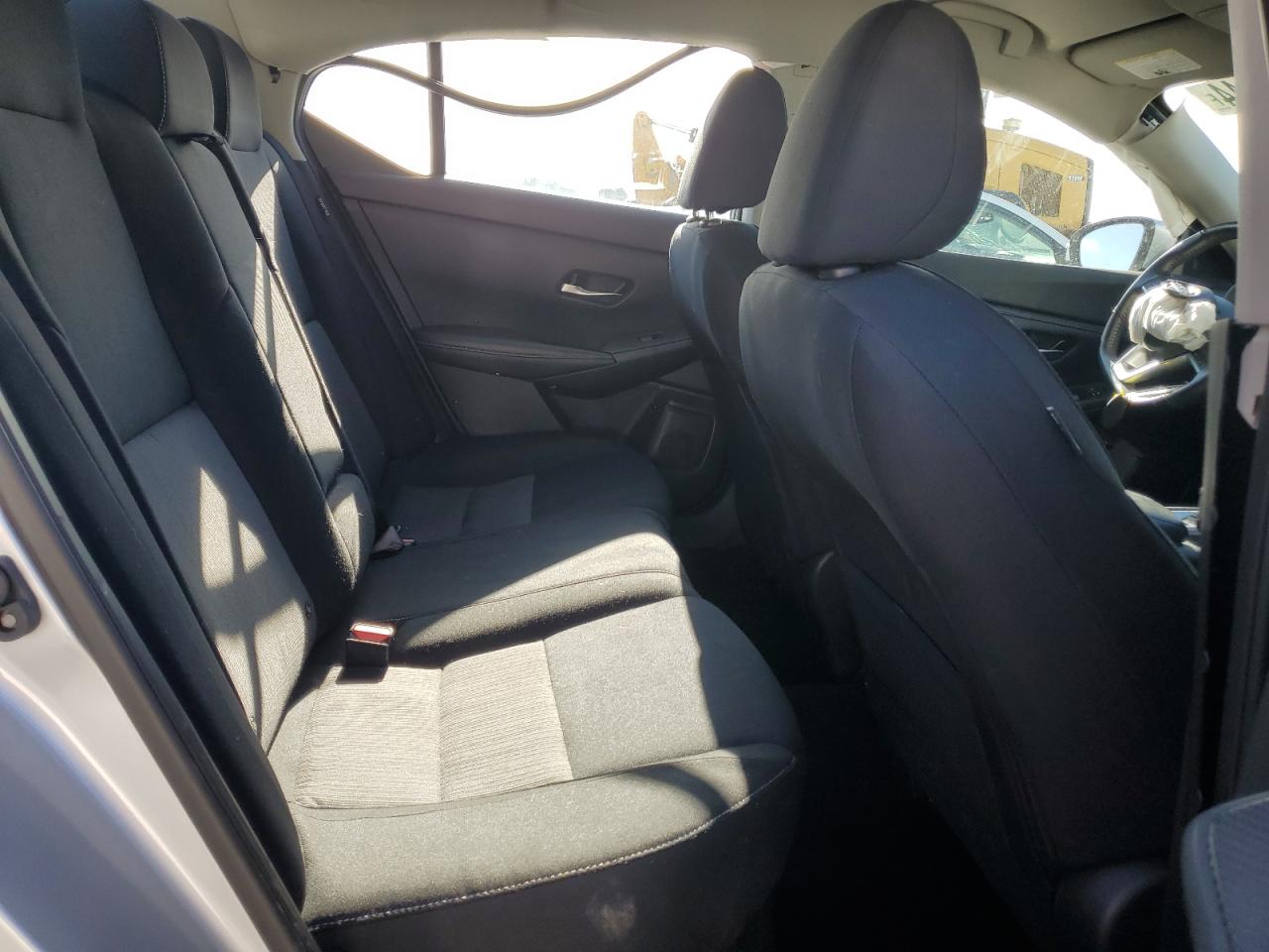 2021 Nissan Sentra - Image 10