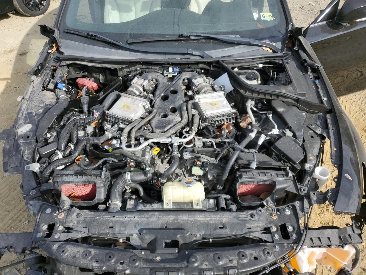 2017 Infiniti Q60 - Image 11