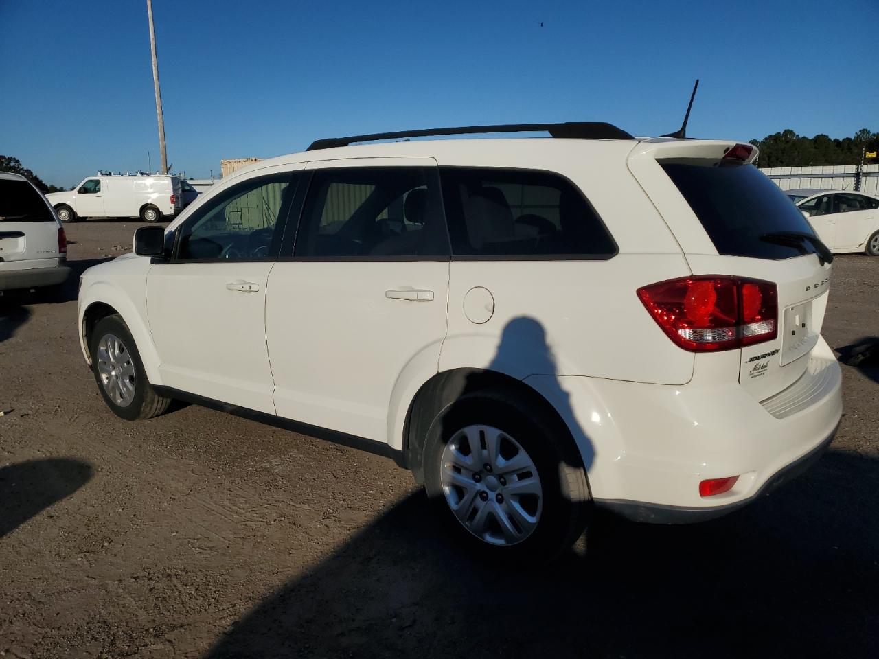2019 Dodge Journey - Image 2