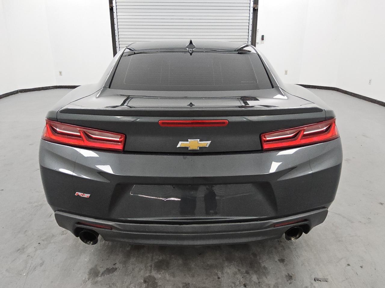 2018 Chevrolet Camaro - Image 6