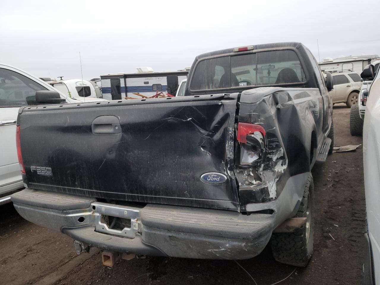 2001 Ford F350 - Image 3