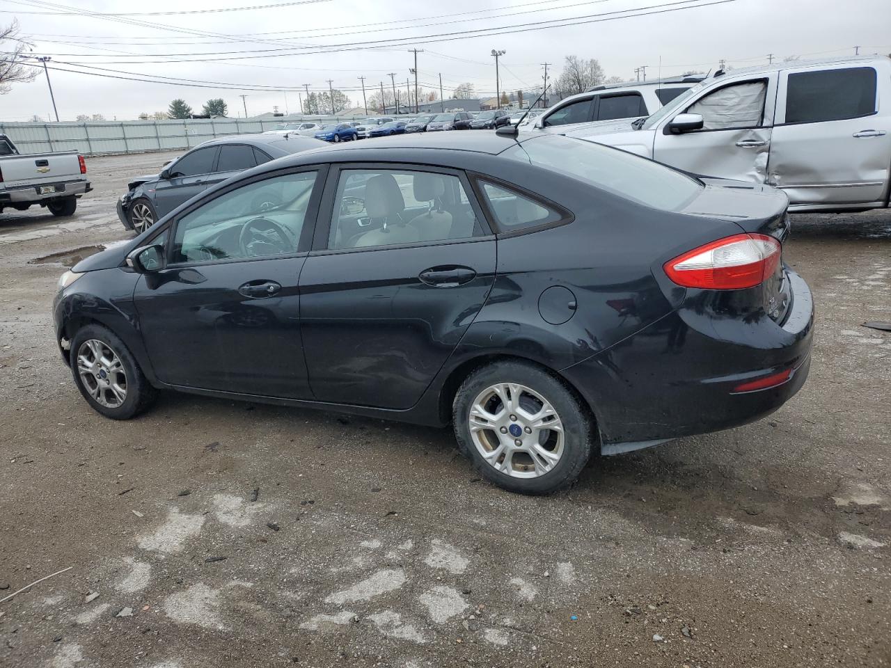 2016 Ford Fiesta - Image 2
