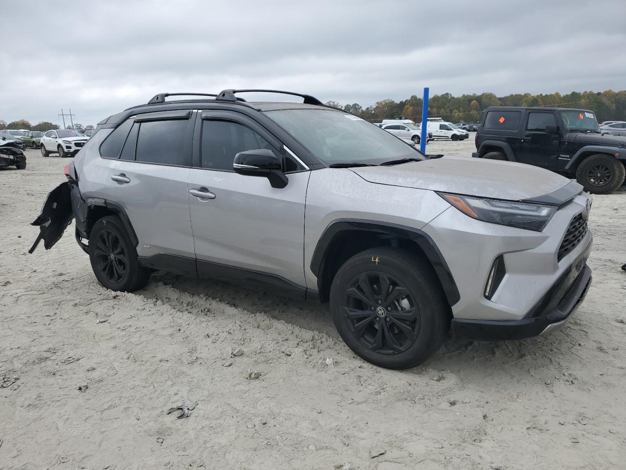 2023 Toyota RAV 4 - Image 4