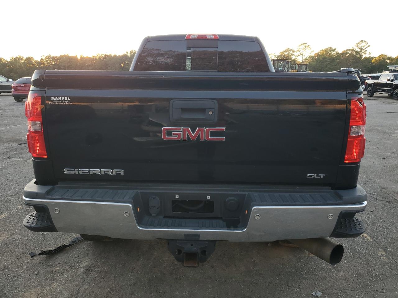 2015 GMC Sierra - Image 6