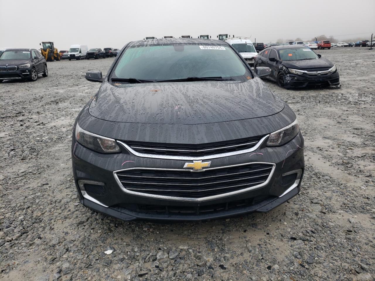 2017 Chevrolet Malibu - Image 5