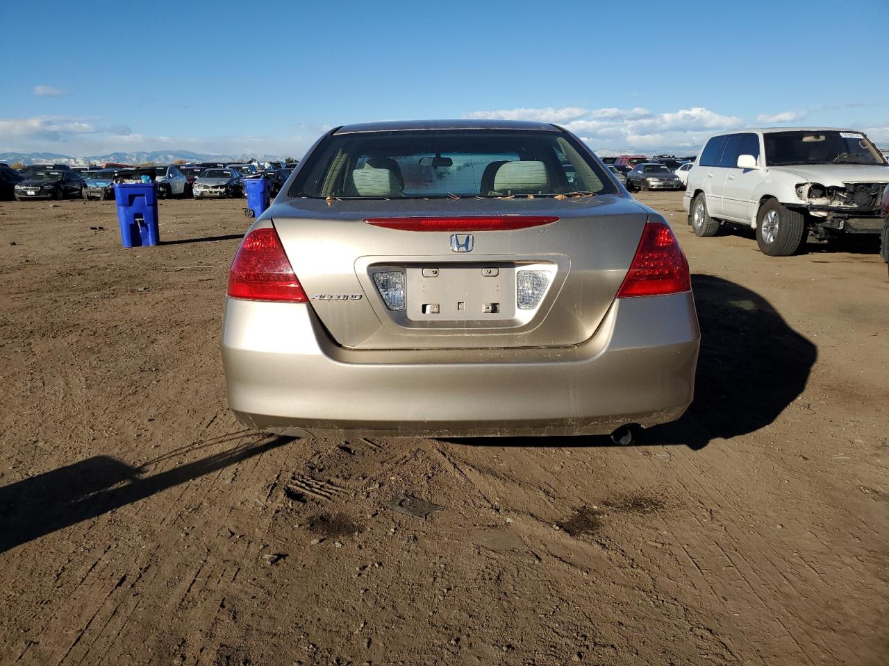 2007 Honda Accord Lx VIN: 1HGCM56407A044627 Lot: 79366404