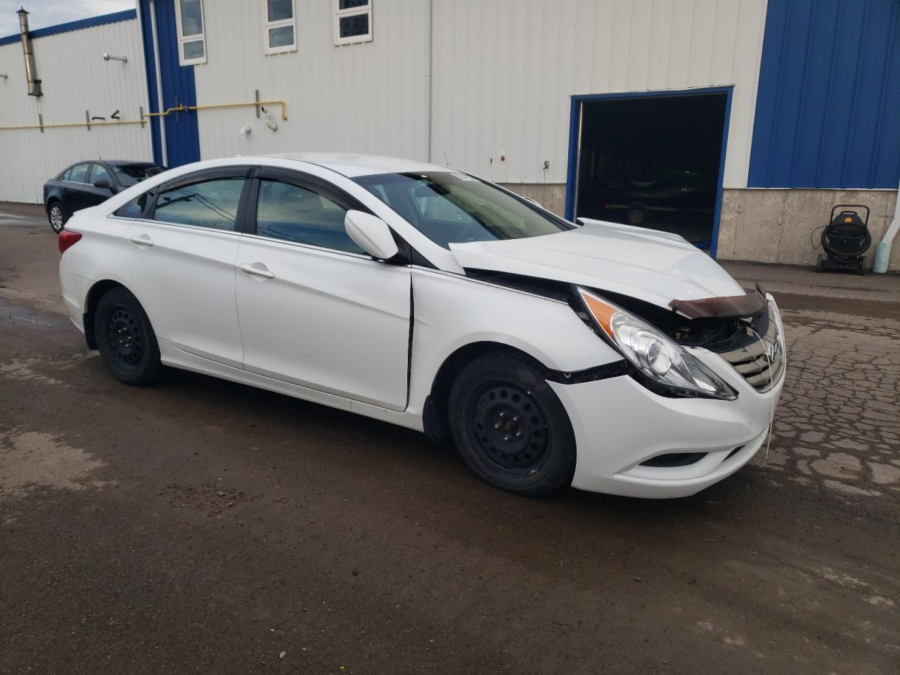 2013 Hyundai Sonata - Image 4