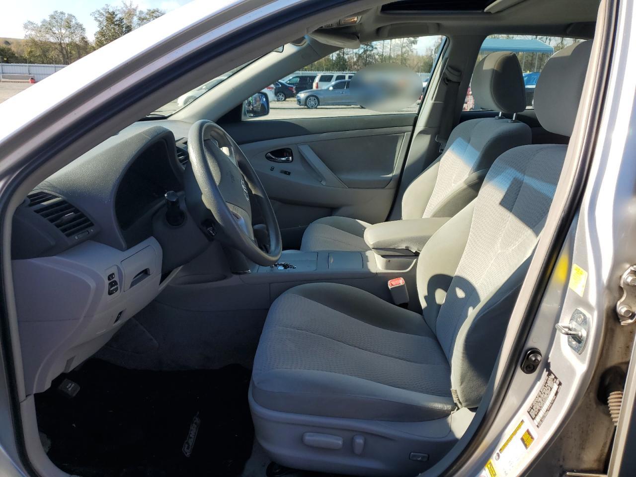 2011 Toyota Camry - Image 7