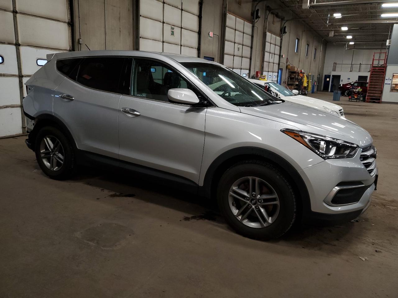 2018 Hyundai Santa Fe - Image 4