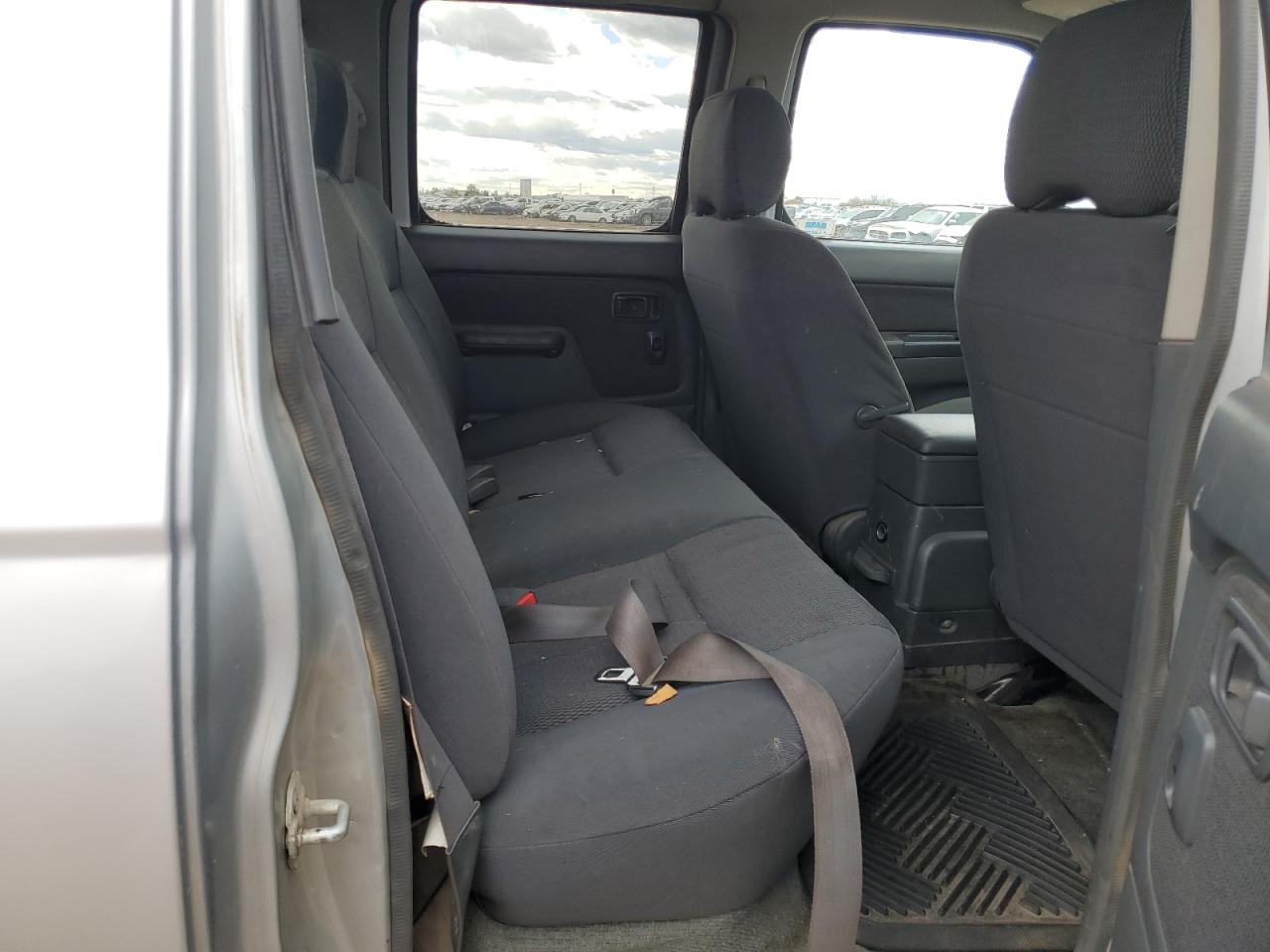 2003 Nissan Navara (Frontier) - Image 10