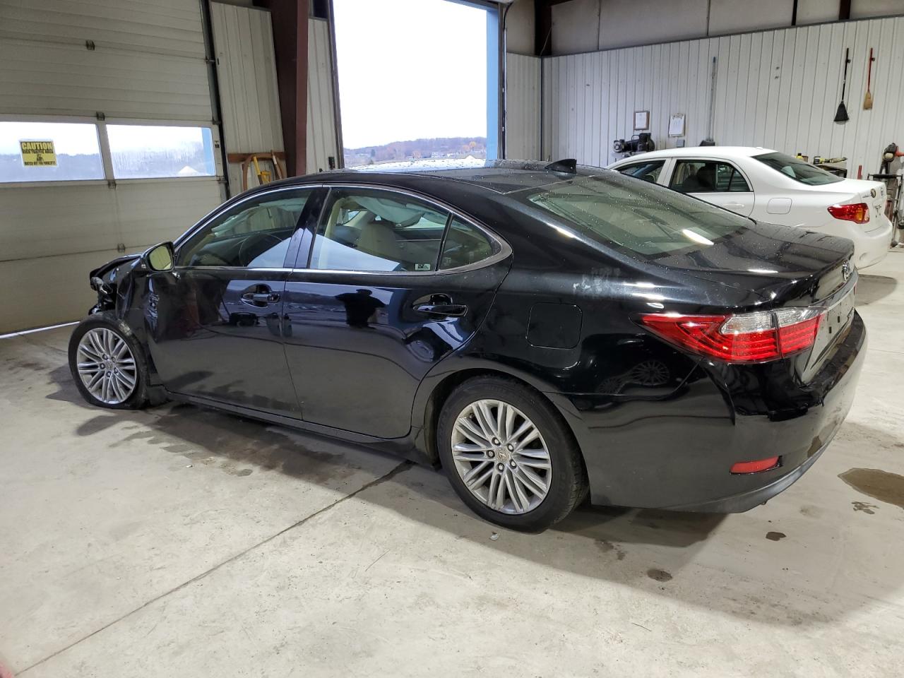 VIN JTHBK1GGXF2202075 2015 LEXUS ES350 no.2