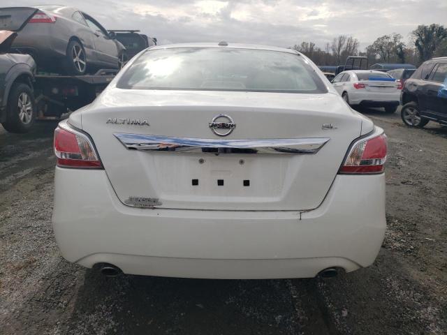 Седани NISSAN ALTIMA 2015 Білий