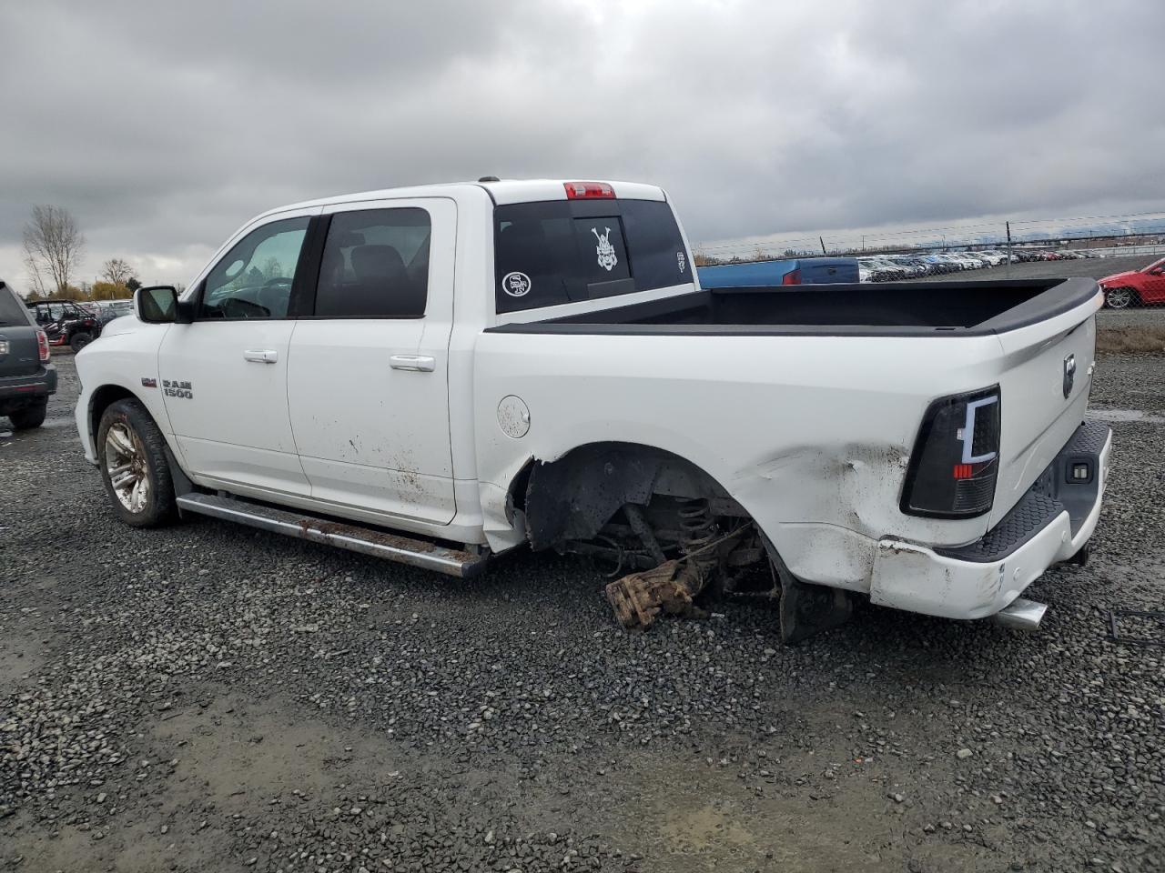 2014 RAM 1500 - Image 2