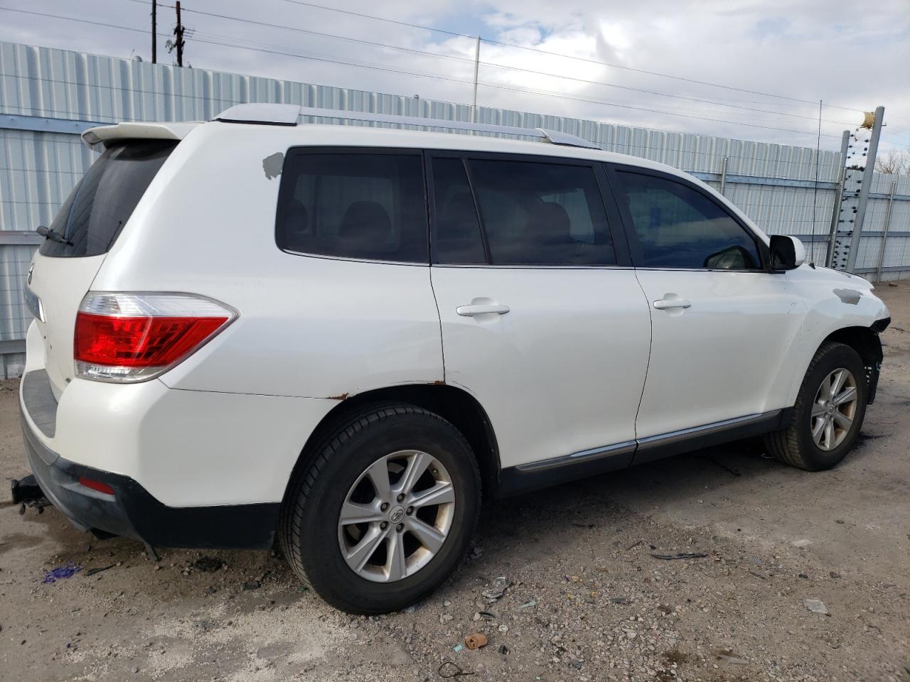 2011 Toyota Highlander - Image 3