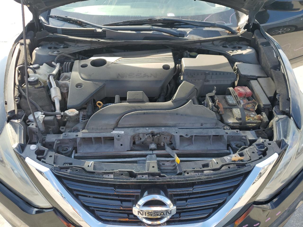 2017 Nissan Altima - Image 11
