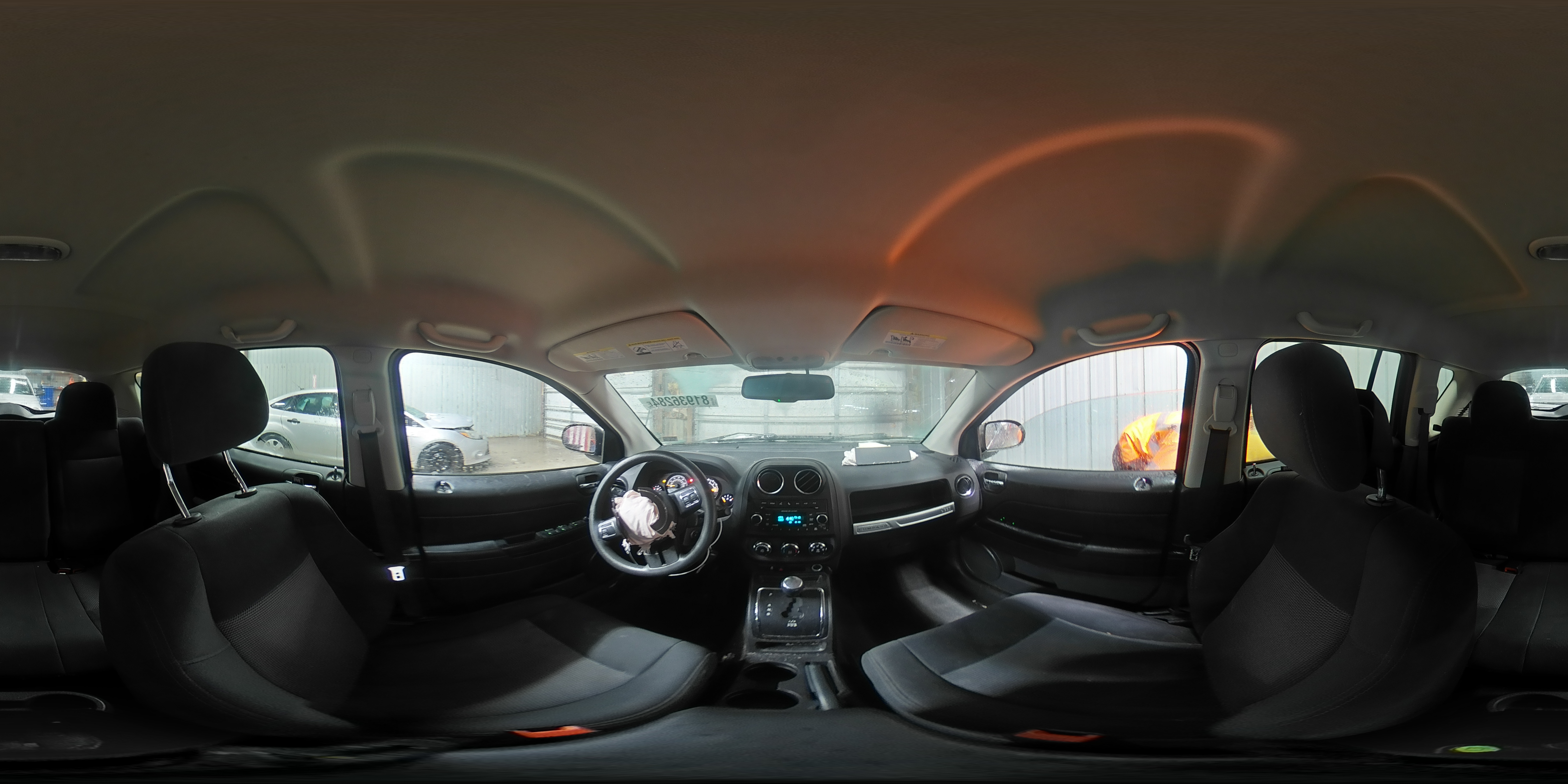 2017 Jeep Compass - Image 13