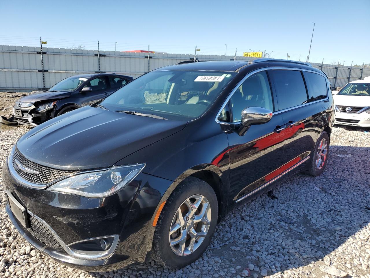 2019 Chrysler Pacifica - Image 1