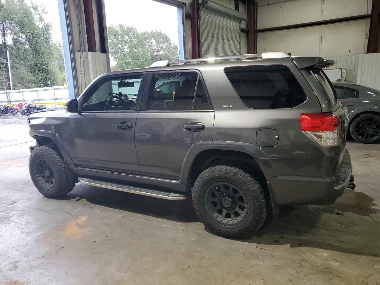 VIN JTEBU5JR3D5137414 2013 TOYOTA 4RUNNER no.2