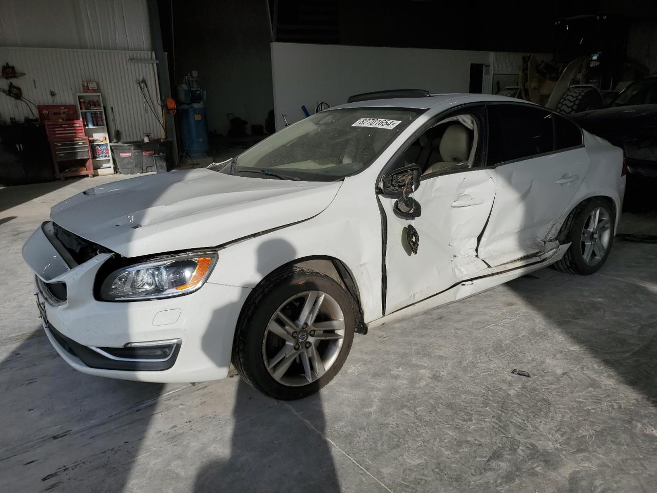 YV1612TM8F2352980 2015 VOLVO S60 - Image 1