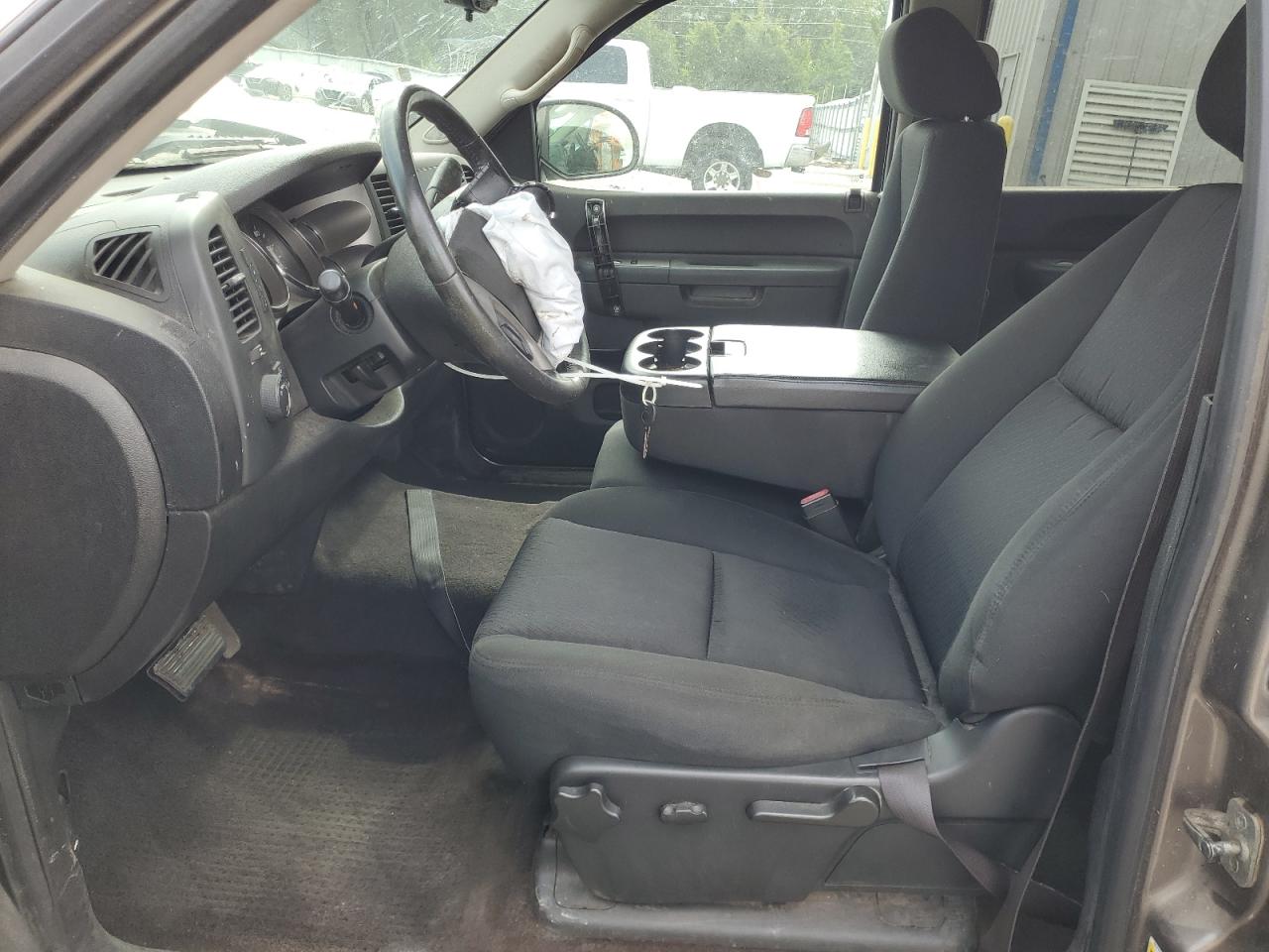 2012 Chevrolet Silverado - Image 7