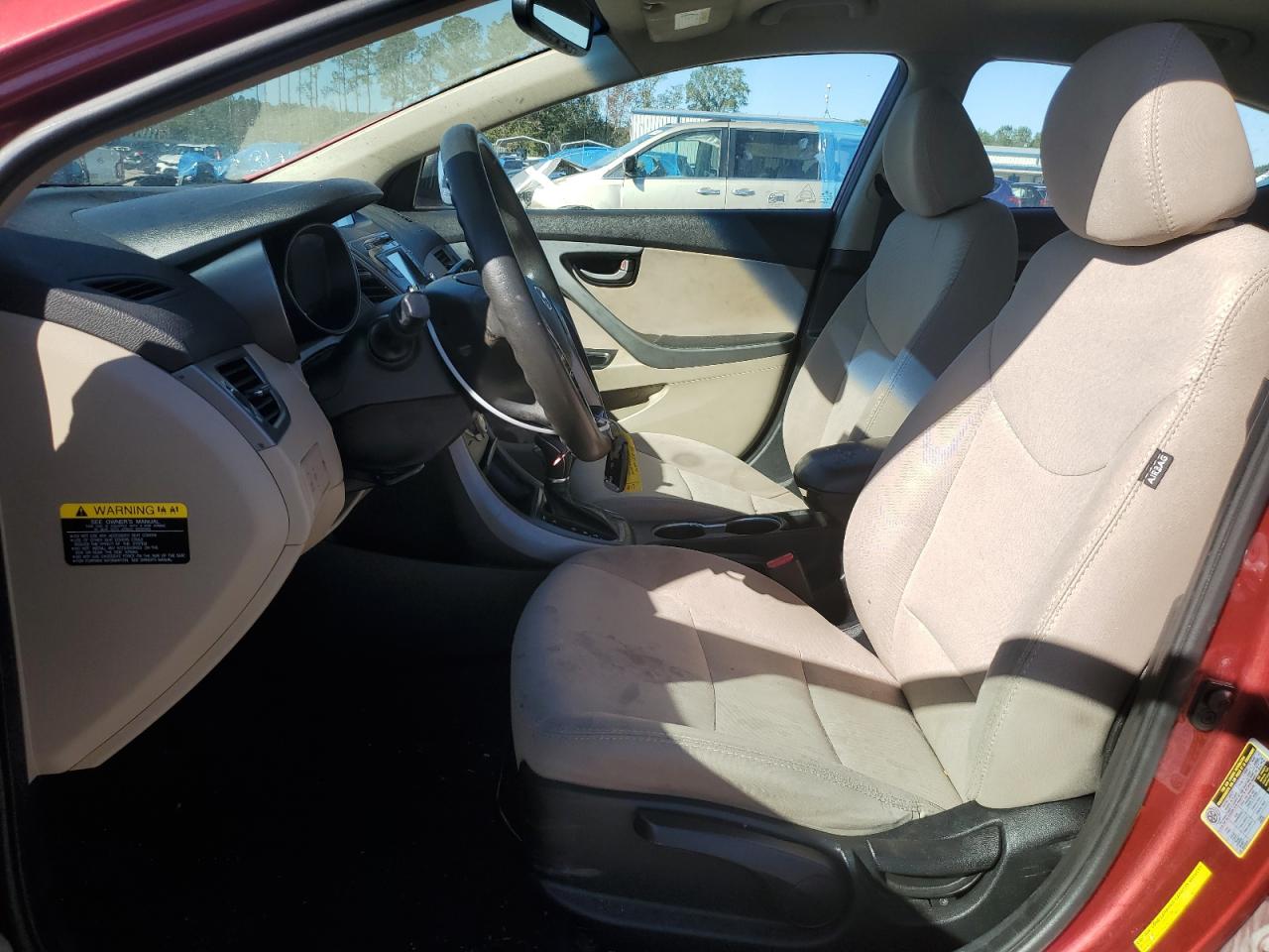 2016 Hyundai Elantra - Image 7