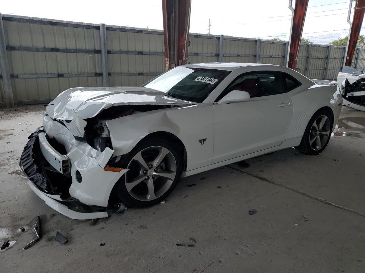 2015 Chevrolet Camaro - Image 1