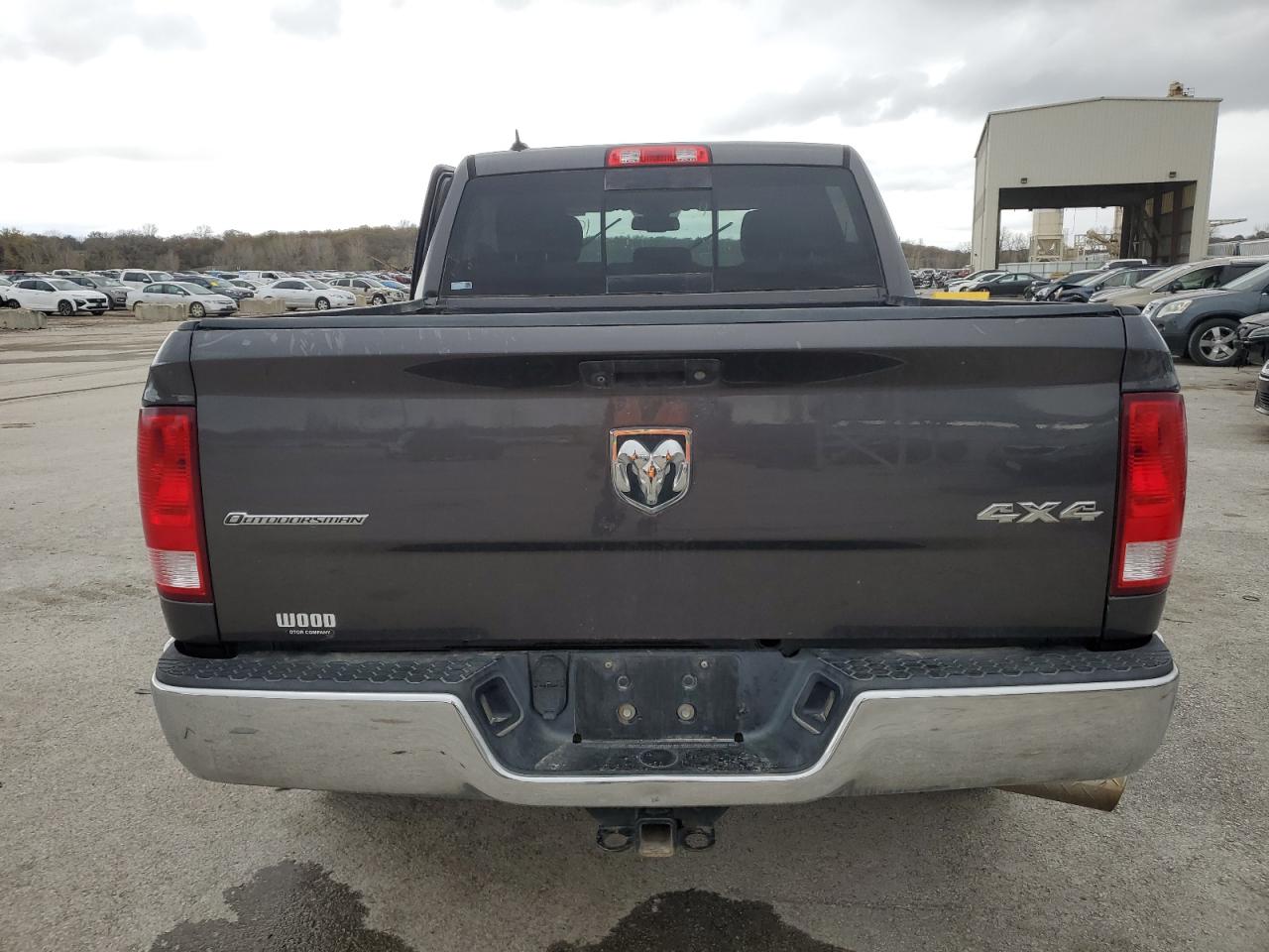 2016 RAM 1500 - Image 6