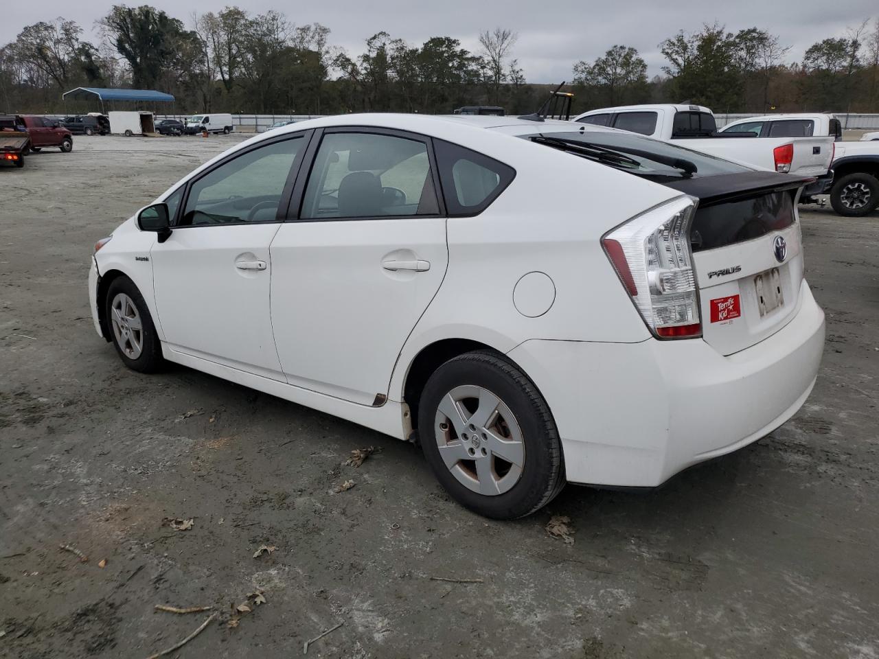 2011 Toyota Prius - Image 2
