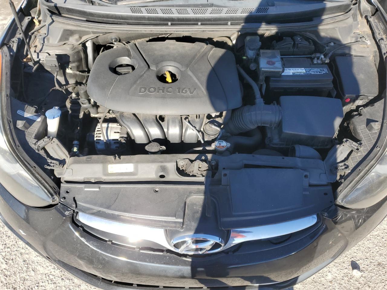 2013 Hyundai Elantra - Image 11