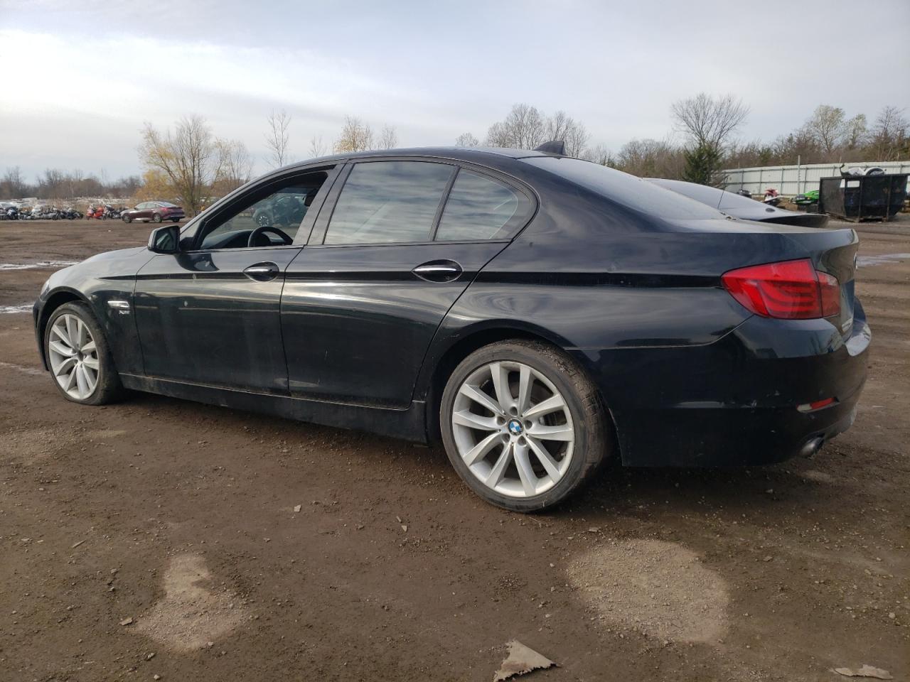 2011 BMW 5er - Image 2