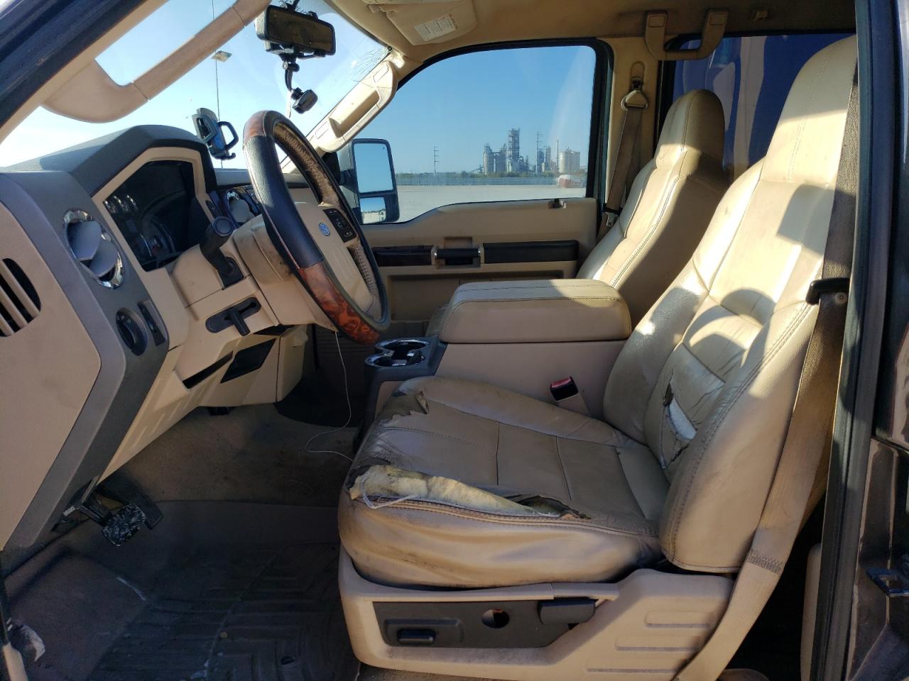 2009 Ford F350 - Image 7
