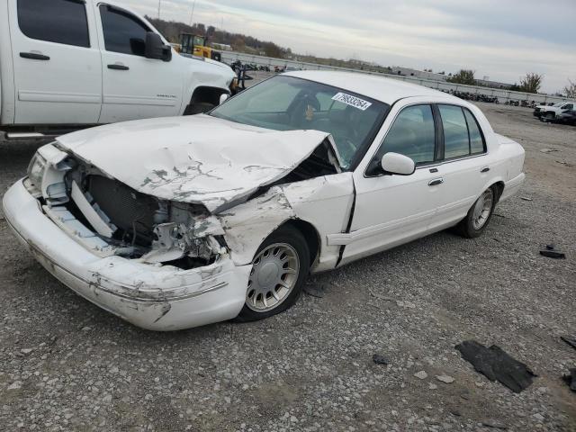 2000 Ford Crown Victoria Lx zu verkaufen in Earlington, KY - All Over