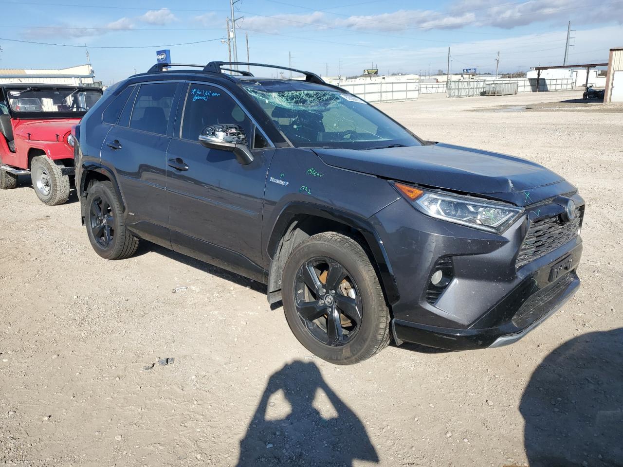 2019 Toyota RAV 4 - Image 4