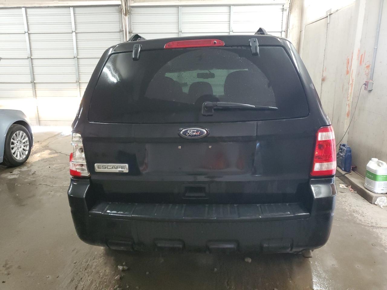 2011 Ford Escape - Image 6