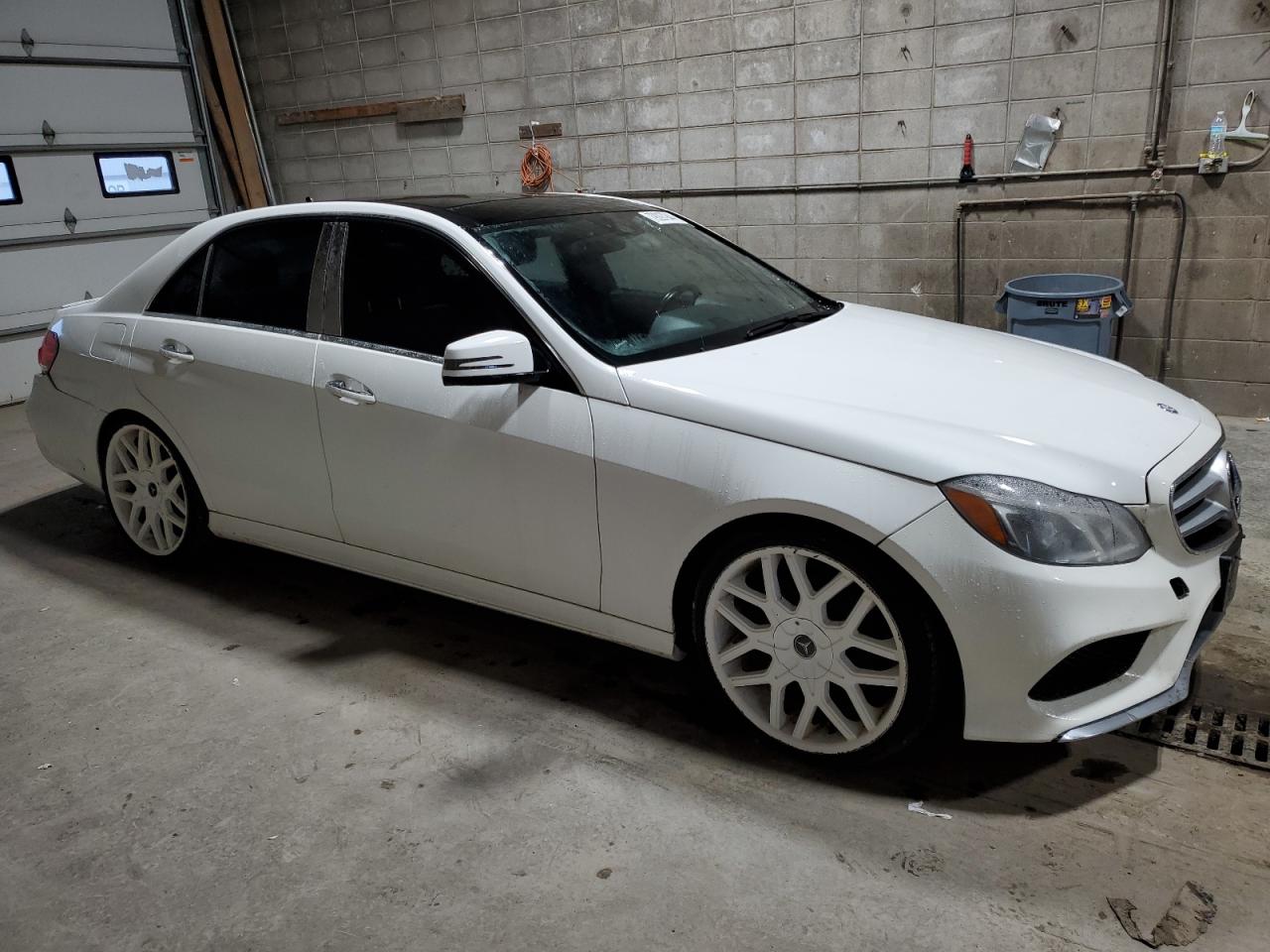 2014 Mercedes-Benz E-klasse - Image 4