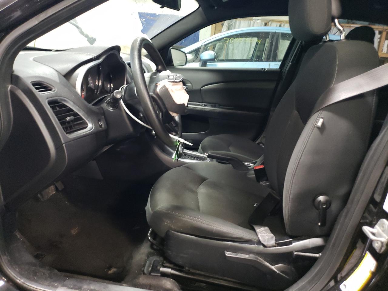 2012 Dodge Avenger - Image 7