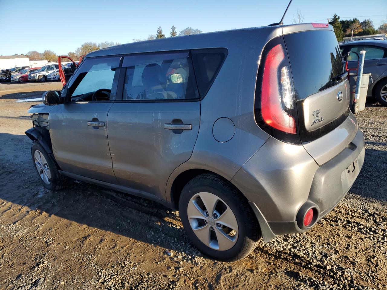 VIN KNDJN2A2XE7061663 2014 KIA SOUL no.2