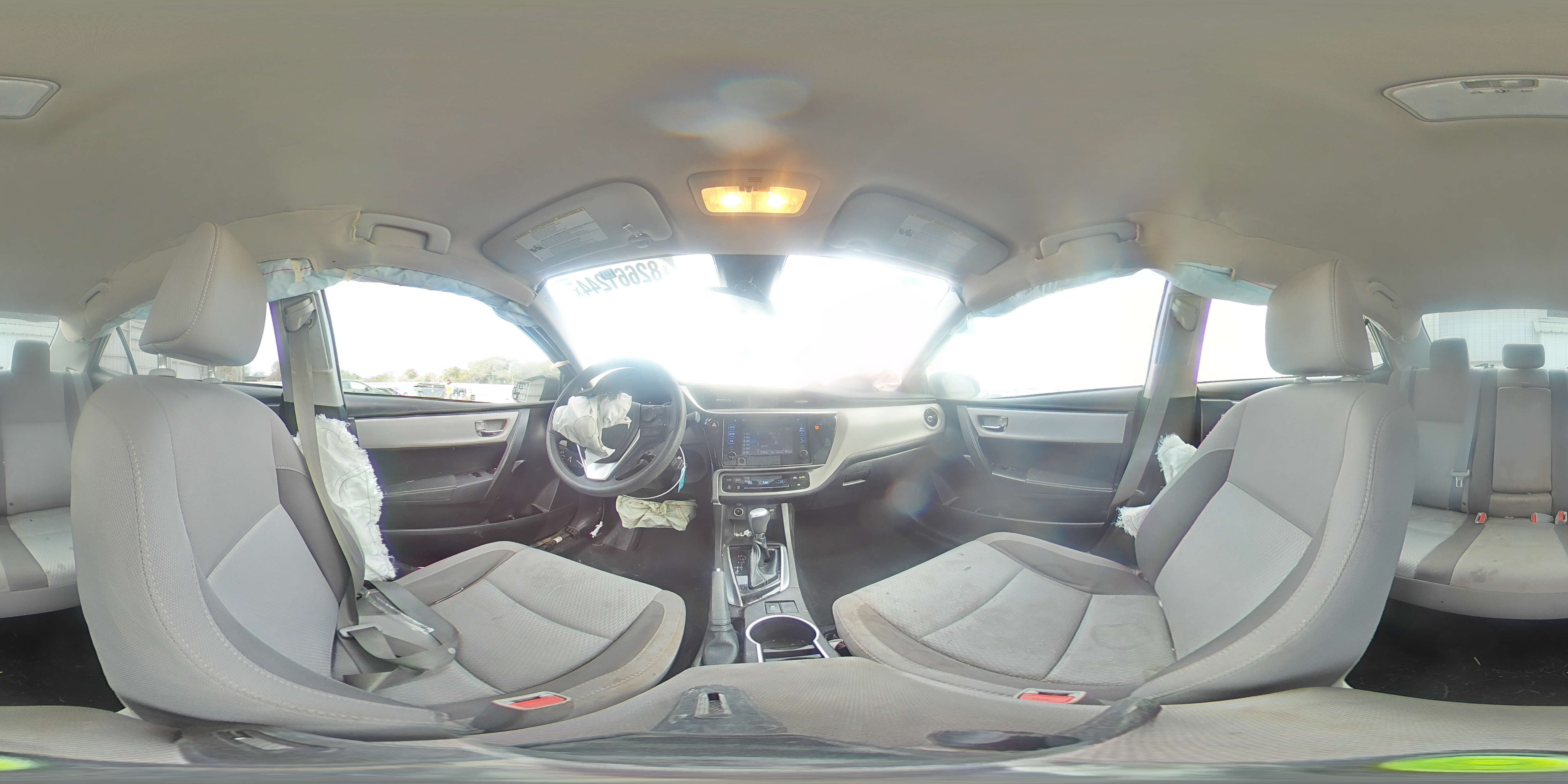 2018 Toyota Corolla - Image 13