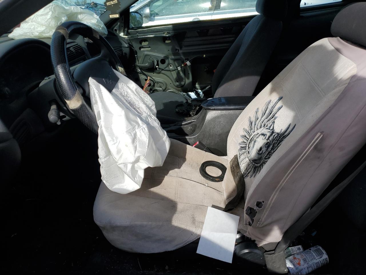 2004 Ford Mustang - Image 7