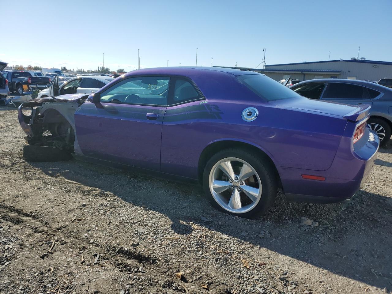 VIN 2C3CDYBT1EH140024 2014 DODGE CHALLENGER no.2