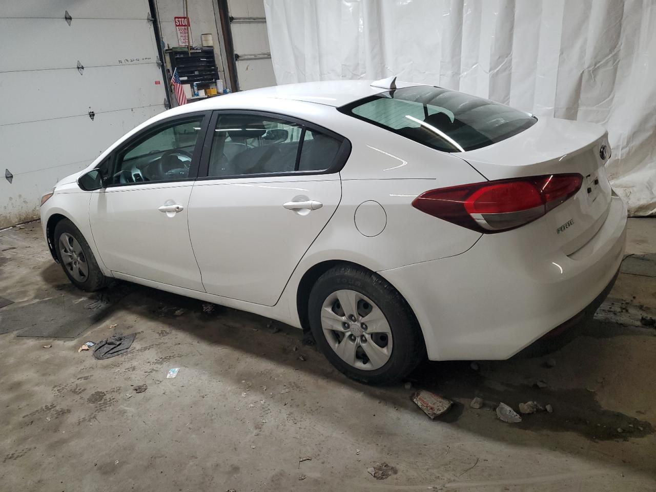 2018 Kia Forte Lx VIN: 3KPFL4A74JE231030 Lot: 81247914