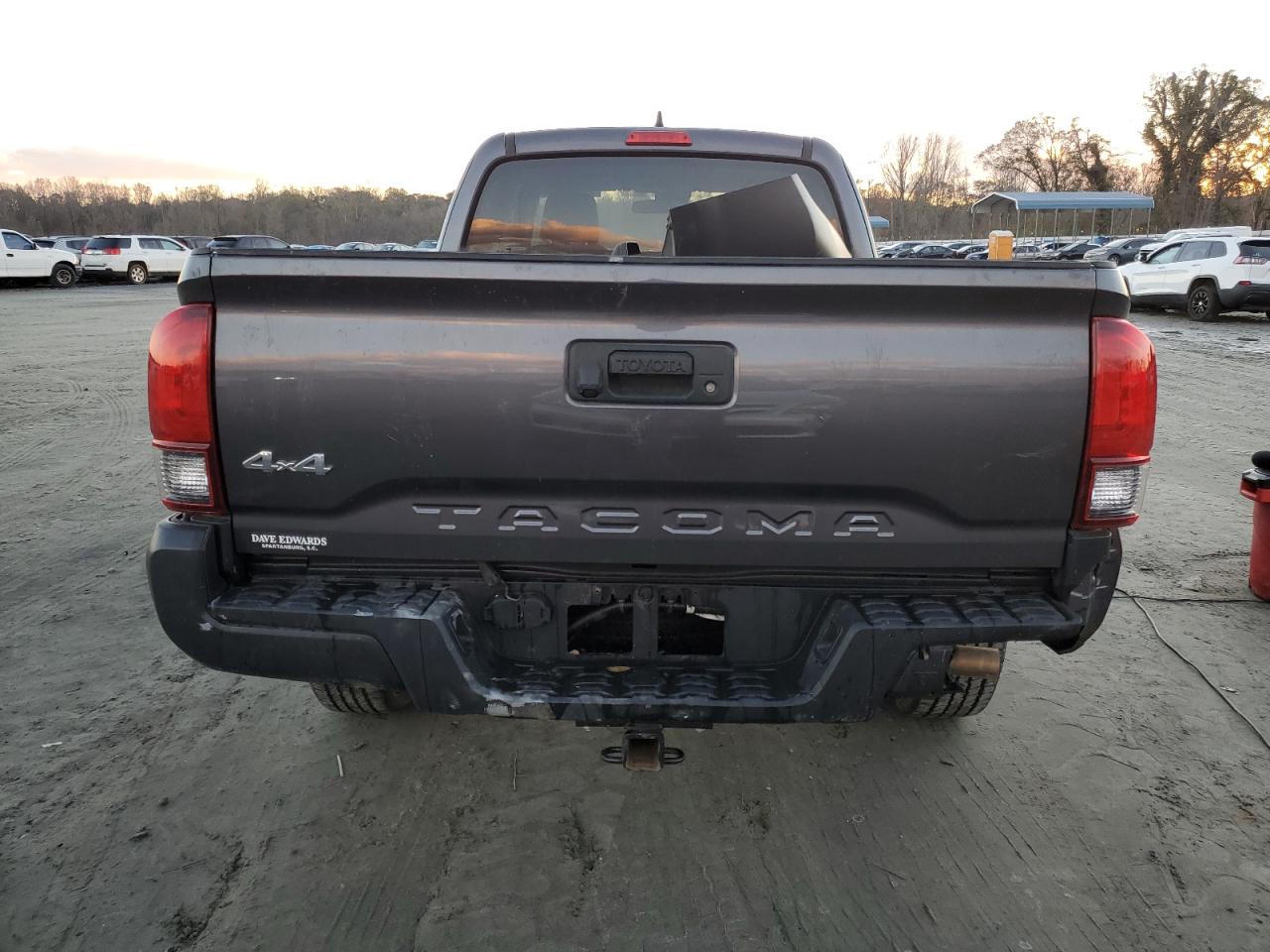 2019 Toyota Tacoma - Image 6