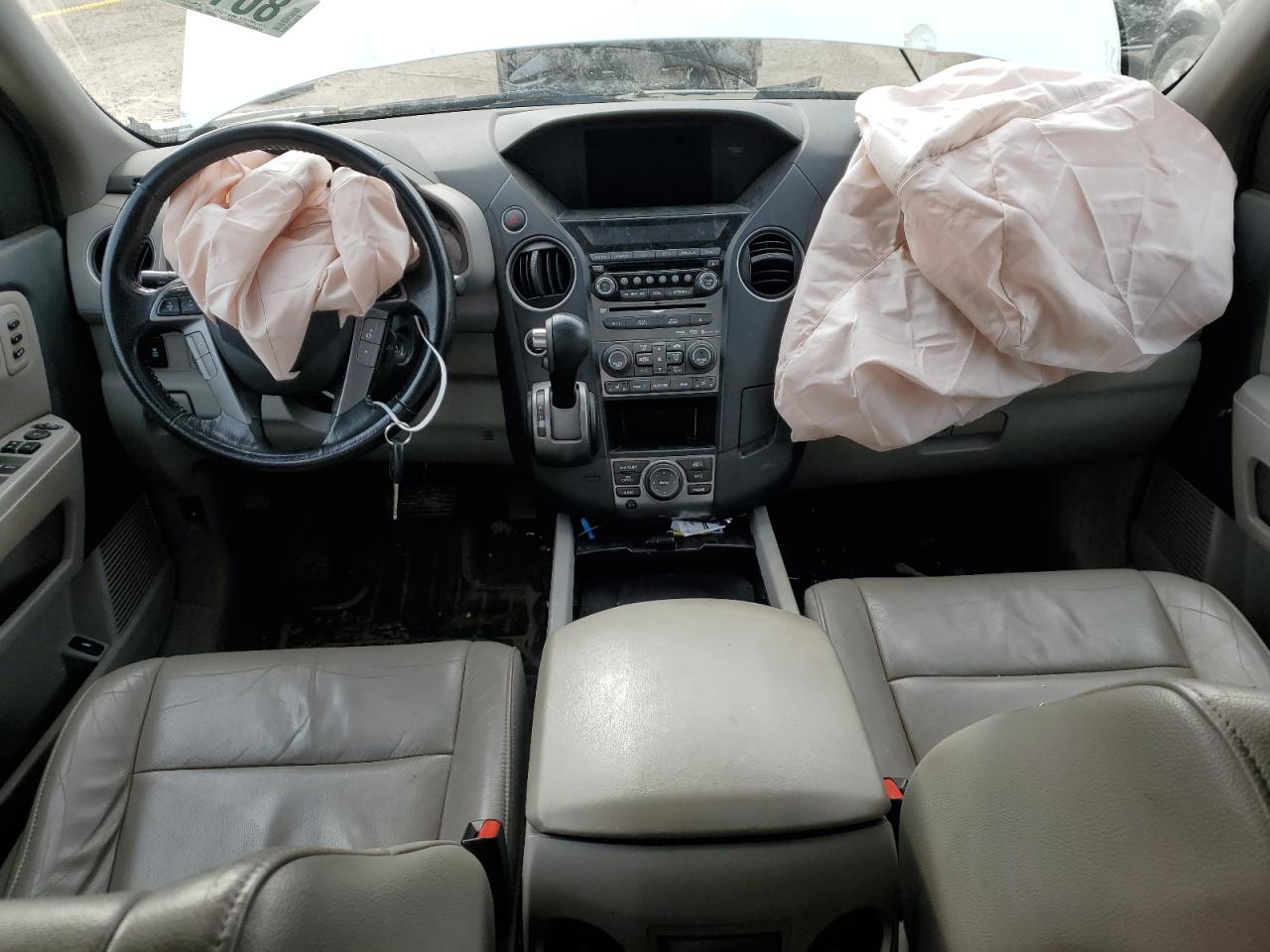 2014 Honda Pilot - Image 8