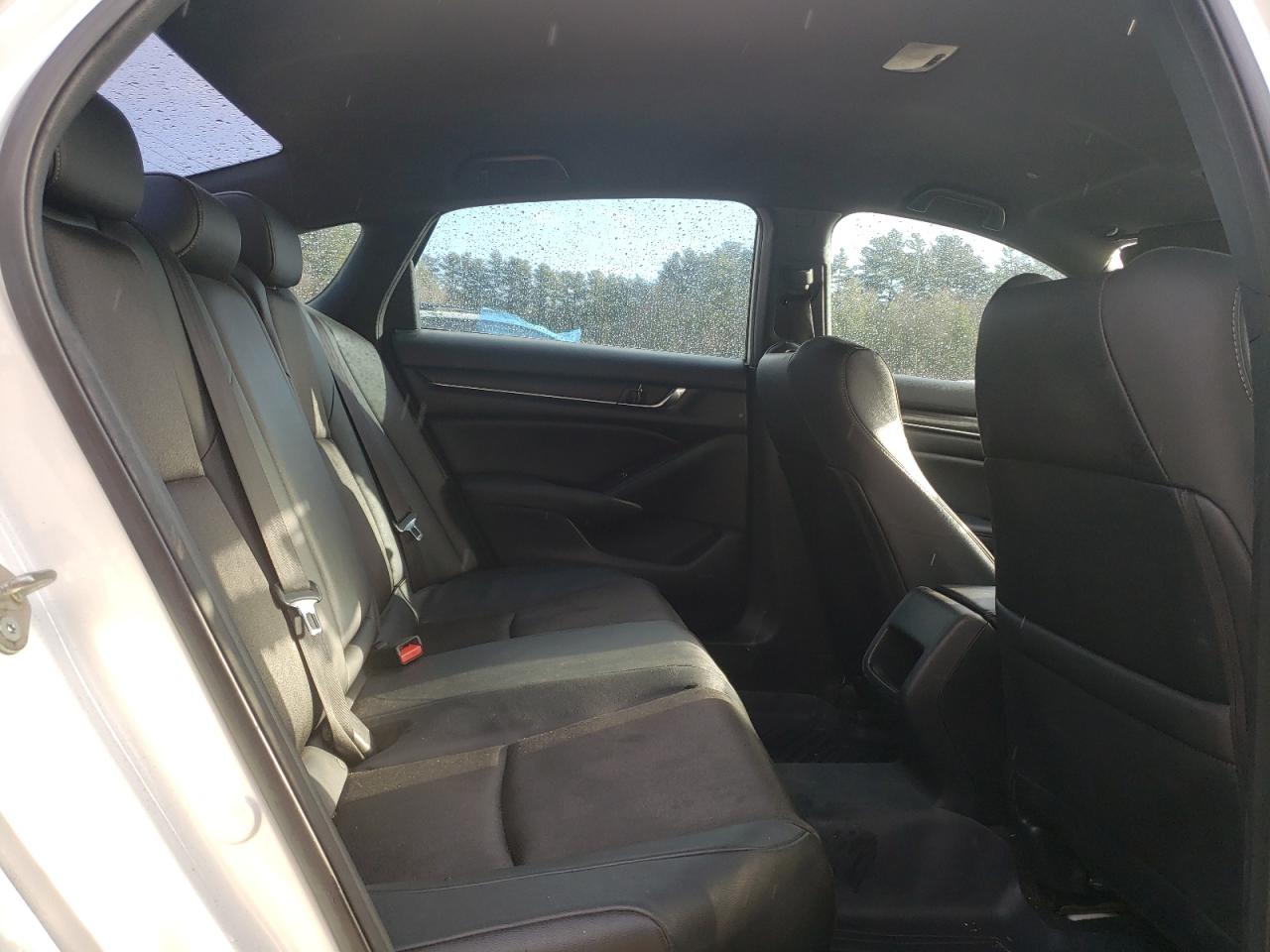2019 Honda Accord - Image 10