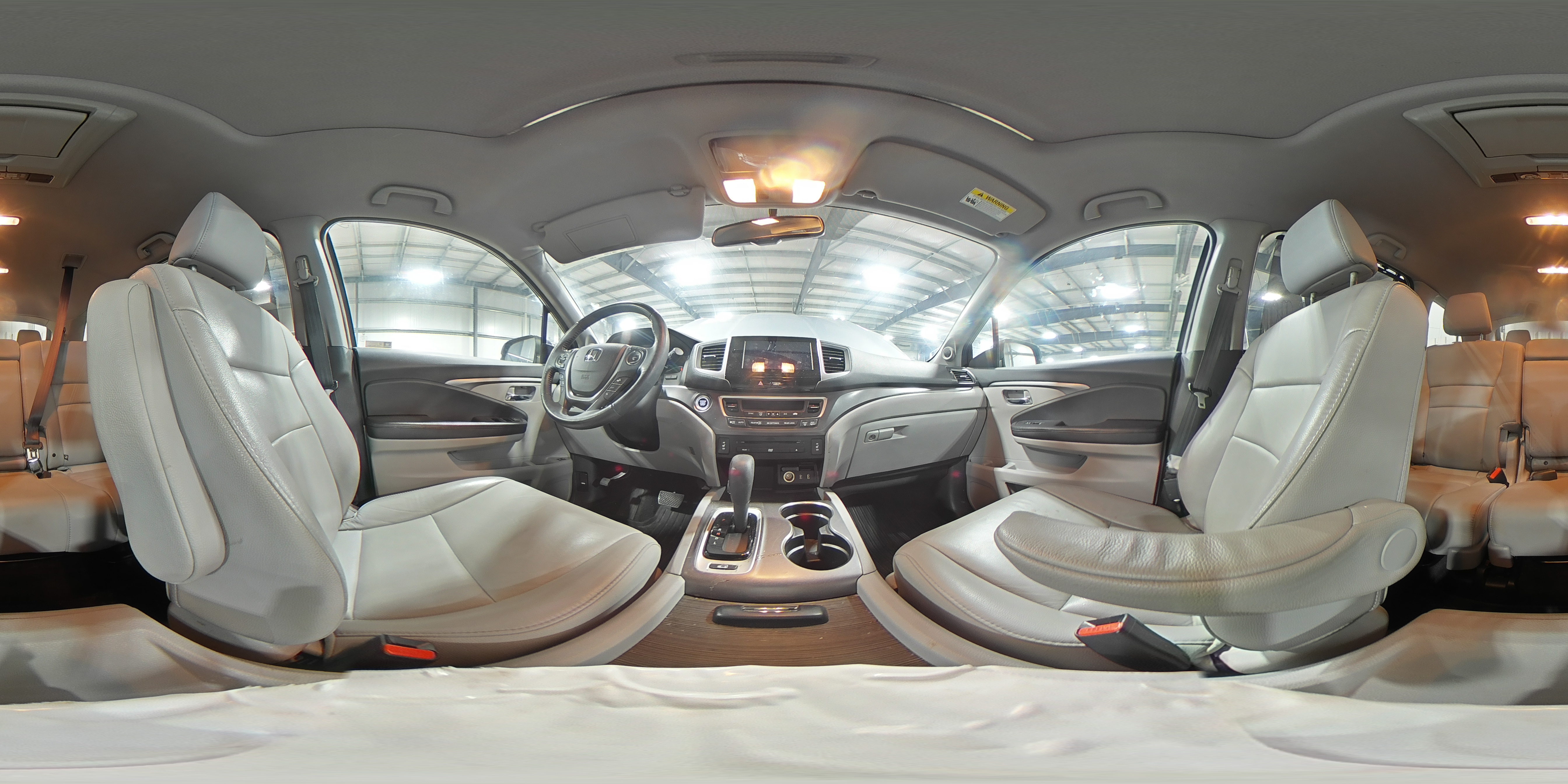 2018 Honda Pilot - Image 15