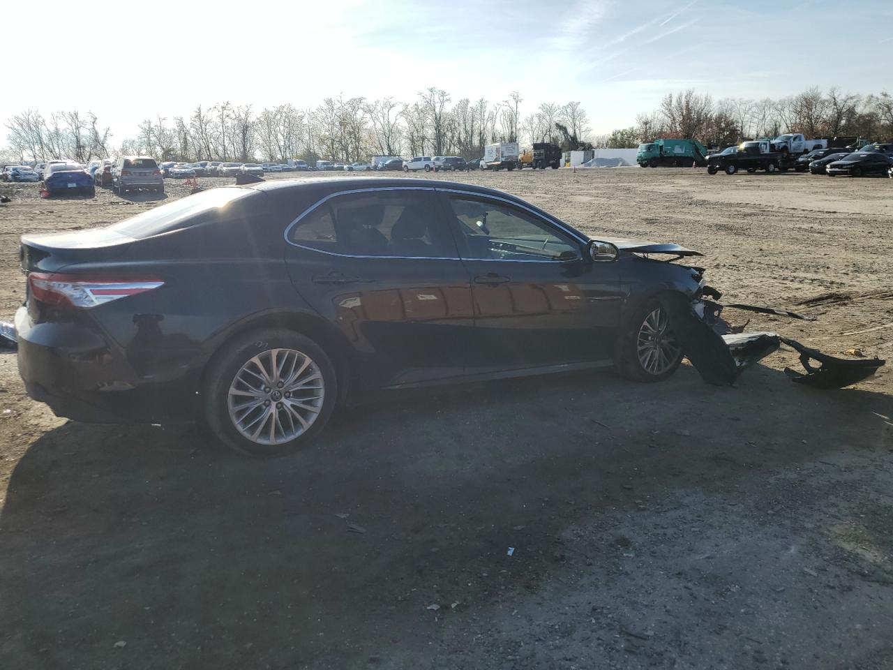 2018 Toyota Camry - Image 3